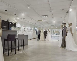 02 Studio Fee Hameln Braut Salon 2018 Brautmoden Abendmoden Braeutigammoden