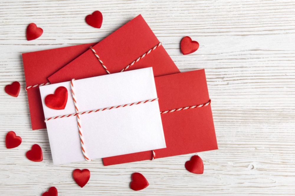 07 HOCHZEIT.de Ratgeber Vor der Hochzeit Einladung Karten Save the Date iStock 504372464 2018 01