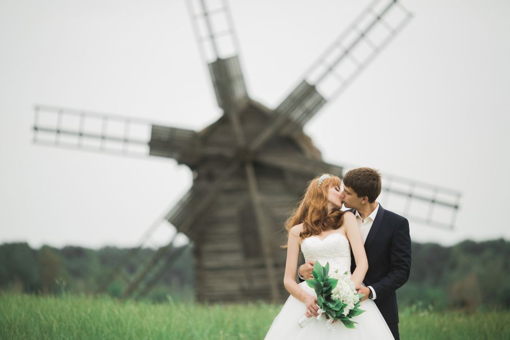201 HOCHZEITde Ratgeber Am Hochzeitstag Natur Hochzeitsfotos Ideen iStock 958918652 2018 06
