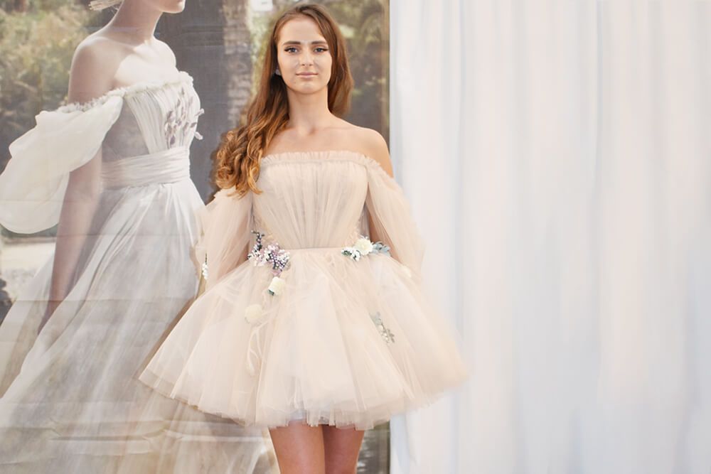 38 HOCHZEITde Ratgeber Aktuelles Barcelona Bridal Fashion Week model DSC 0865 2018 05