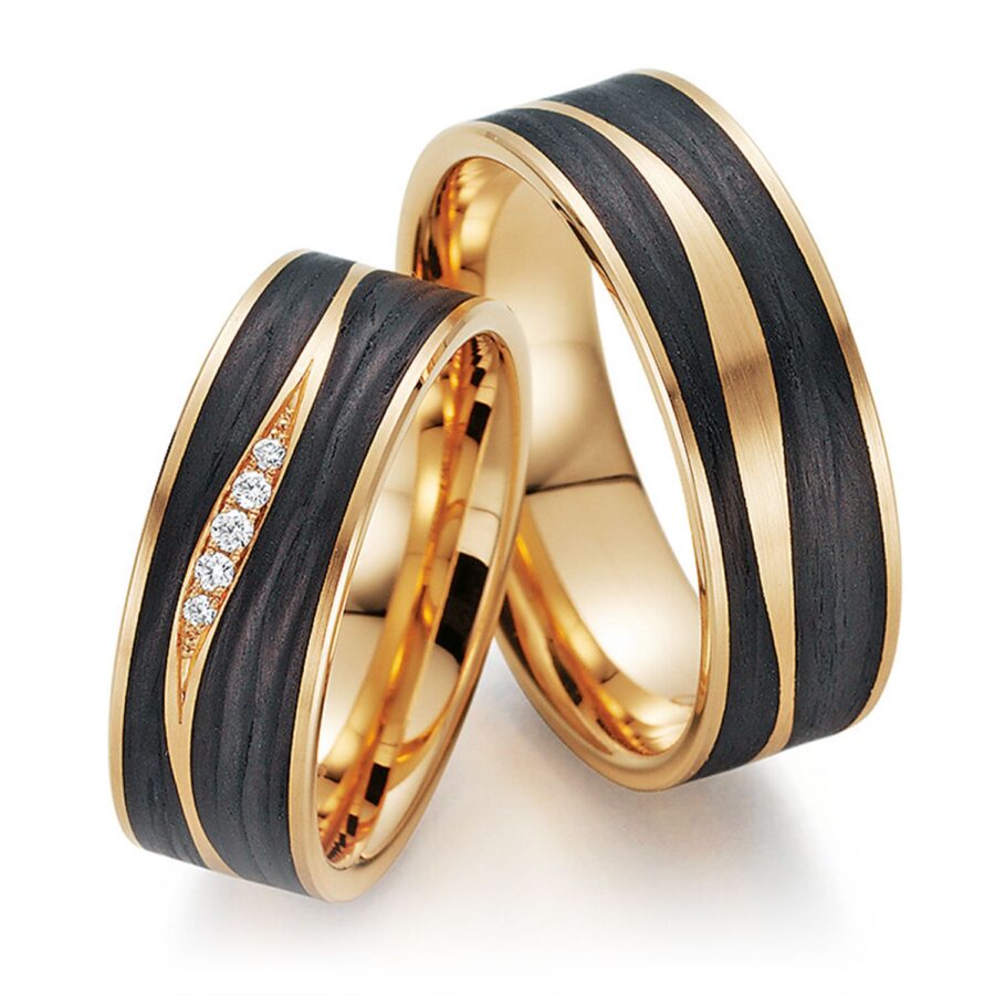 120-Fischer-Kollektion-2018-FischerTrauringe_FischerCarbon_23-01090-070_Lifestyle