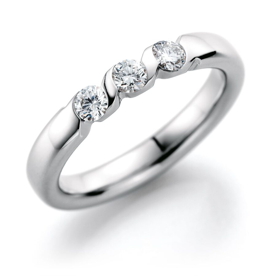 134-Fischer-Kollektion-2018-FischerTrauringe_Memoire_31-05040-110_Blickfang