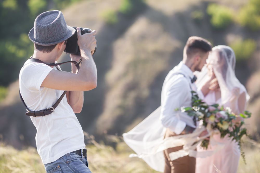 01 HOCHZEITde Ratgeber Vor der Hochzeit Hochzeitsfotograf Kosten iStock 606640632 2018 07