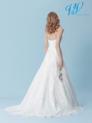 217 Victoria Vincent Brautmoden Brautkleider Kollektion 2018 V7062 Holly2