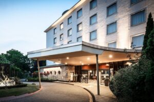 0301-AMERON-Hotel-Bonn-Koenigshof-Hochzeitslocation-2018-front-quer
