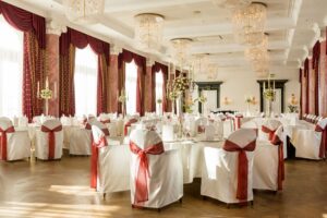 0604-ALTHOFF-Hotel-Bensberg-Schloss-Hochzeitslocation-2018-GHSB-Ballsaal-Feierlich