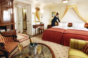 0203-Feine-Privat-Hotels-Sea-Cloud-Cruises-2018-Suite