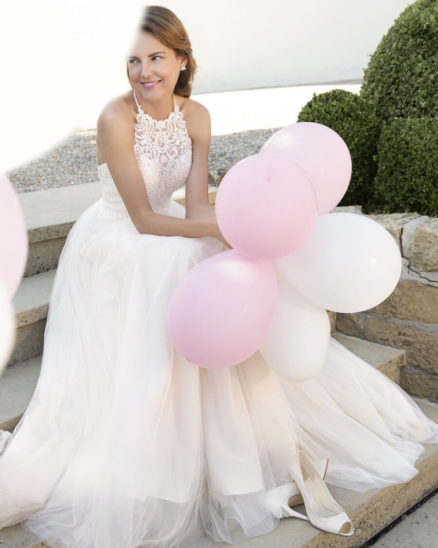 244-Kleemeier-Valerie-Brautmode-Brautkleid-Kollektion-2019-13805-GUTTA-MIT-SCHLEPPE