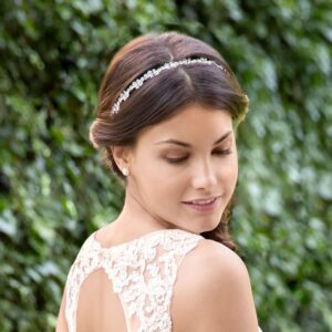 122-16-Kleemeier-Brautschuck-Accessoires-Kollektion-2019-53031-HAARREIF-23950-KLEID