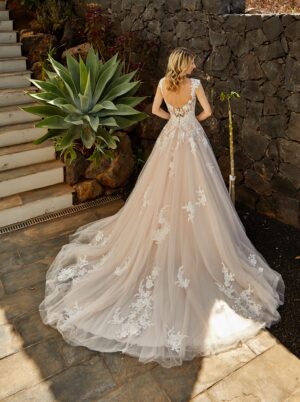 121 Euro Mode Donner Brautmoden Brautkleider Kollektion 2019 Diane Legrand I 7519 9