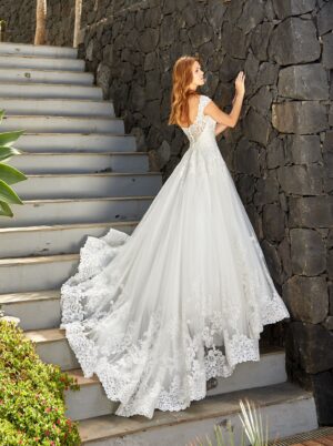 124 Euro Mode Donner Brautmoden Brautkleider Kollektion 2019 Diane Legrand I 7523 4