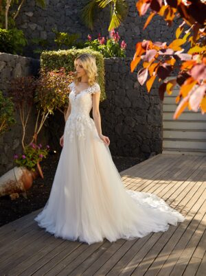 128 Euro Mode Donner Brautmoden Brautkleider Kollektion 2019 Diane Legrand I 7524 8