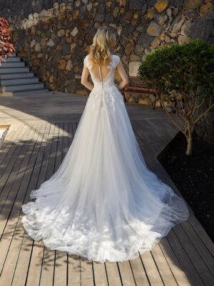 129 Euro Mode Donner Brautmoden Brautkleider Kollektion 2019 Diane Legrand I 7524 9