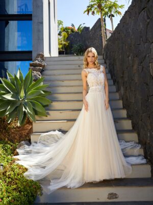 146 Euro Mode Donner Brautmoden Brautkleider Kollektion 2019 Diane Legrand I 7541 3