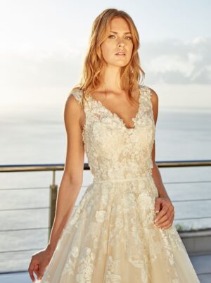 154 Euro Mode Donner Brautmoden Brautkleider Kollektion 2019 Diane Legrand I 7555 5