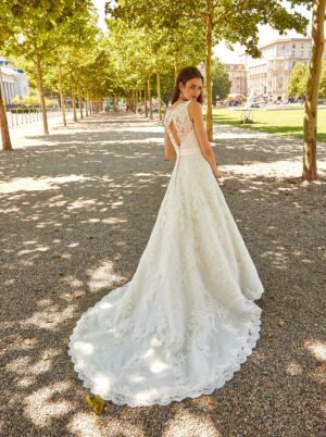 203 Euro Mode Donner Brautmoden Brautkleider Kollektion 2019 Novabella 30302 18EM02 3