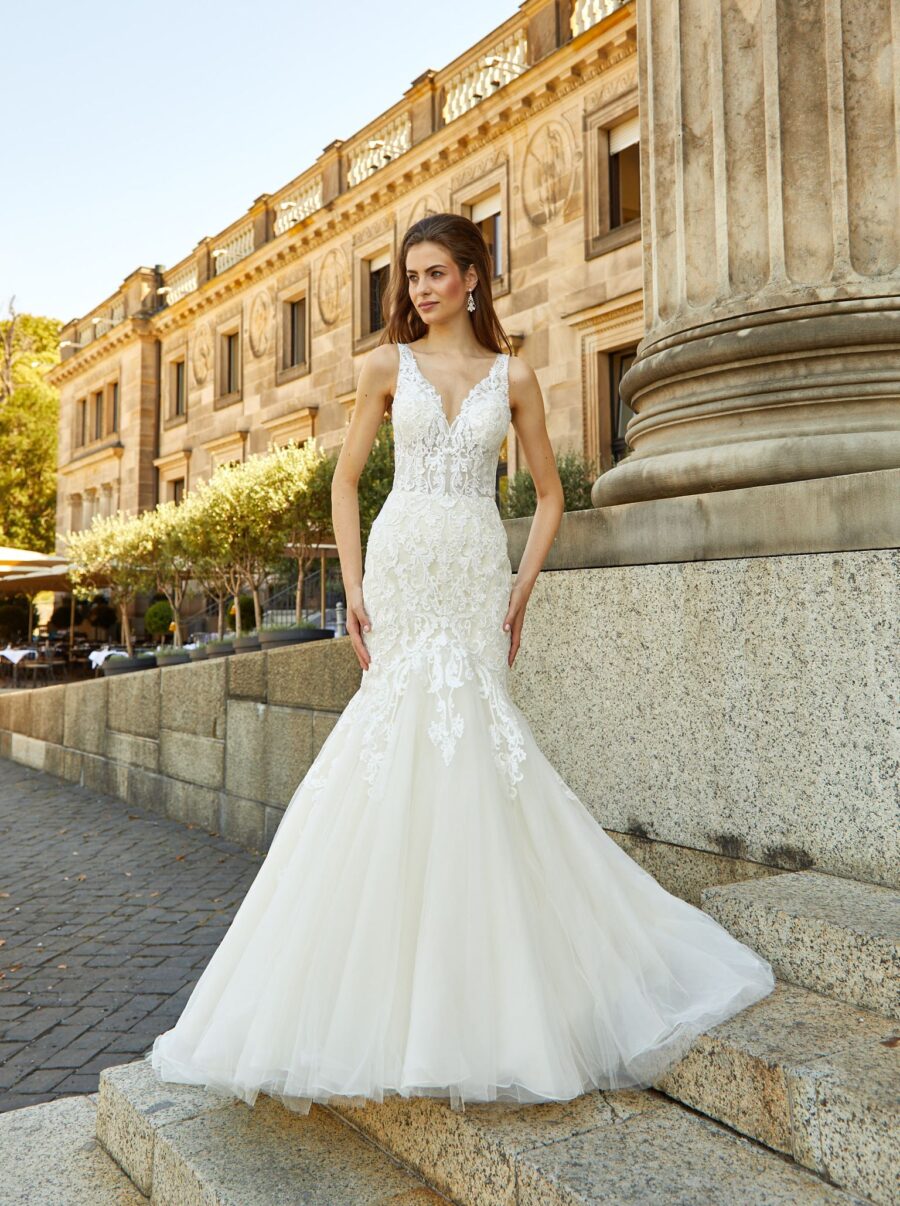 208 Euro Mode Donner Brautmoden Brautkleider Kollektion 2019 Novabella 30311 73750NB