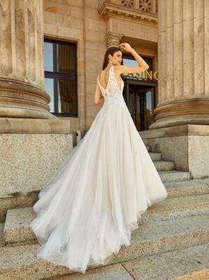 277 Euro Mode Donner Brautmoden Brautkleider Kollektion 2019 Novabella 30345 81734NB 2