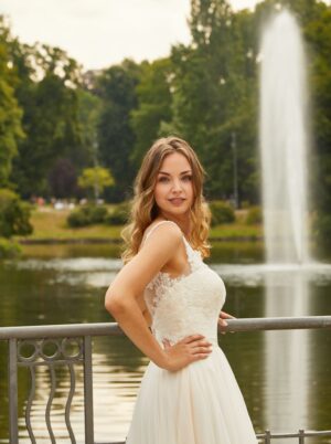 315 Euro Mode Donner Brautmoden Brautkleider Kollektion 2019 De Luxe Lisa Donetti 50211 GE1816 5