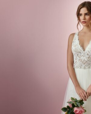 045 Rebecca Ingram Brautmode Brautkleid Kollektion 2018 Rebecca Ingram Connie 8RW702 Alt1