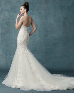 108 Maggie Sottero Brautmode Brautkleid Kollektion 2019 Maggie Sottero Quincy 9MT014 Back