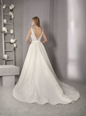 109 Novia Dart Brautmoden Brautkleid Kollektion 2019 Alessia con falda 224