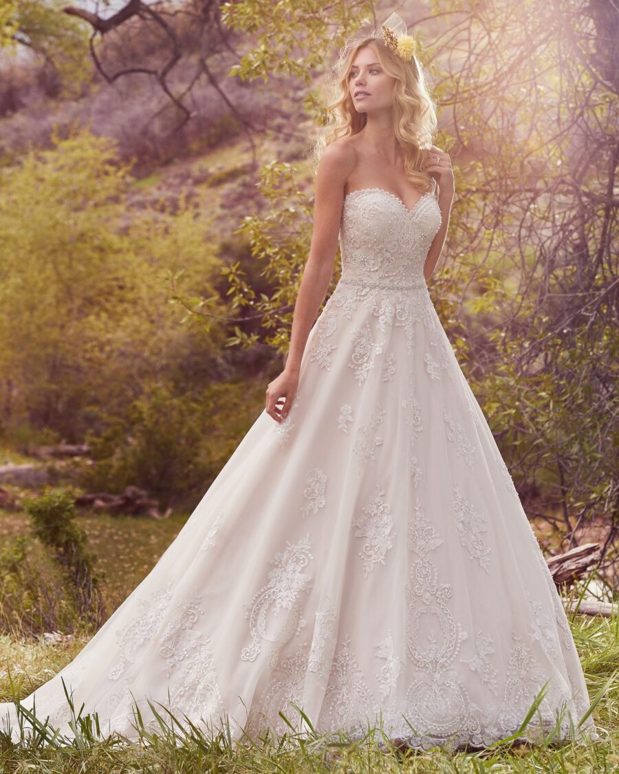 110 Maggie Sottero Brautmode Brautkleid Kollektion 2017 Maggie Sottero Reba 7MS335 Main