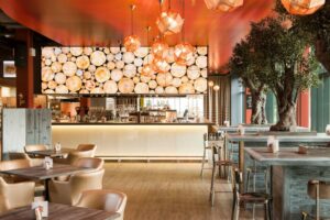 01 02 aja Hotels Wellnesshotels Flitterwochen Location 2019 Bad Saarow Bar