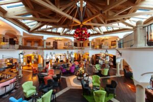 10 02 A ROSA Hotels Hochzeitslocation Wellnesshotel 2019 Marktplatz A ROSA Kitzbuehel