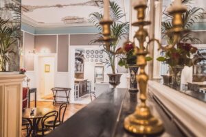 20 04 HENRI Hotels Aussergewoehnliche Location 2019 Hauskueche HENRI Hotel Berlin Kurfuerstendamm