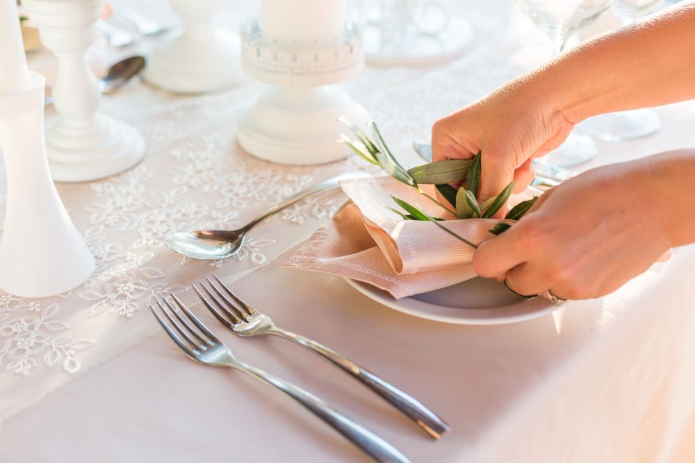 06 HOCHZEITde Ratgeber Vor der Hochzeit Hochzeitsdekoration iStock 481377932 2019 05