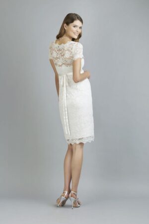 05 Sweetbelly Brautkleider fuer Schwangere Kollektion 2019 Abby ivory short back