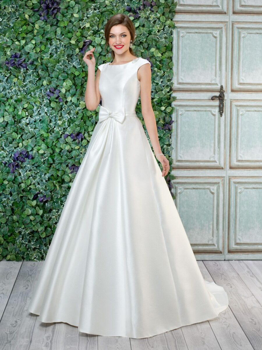 104 A Bela Noiva Brautmoden Brautkleider Kollektion 2019 1509 2