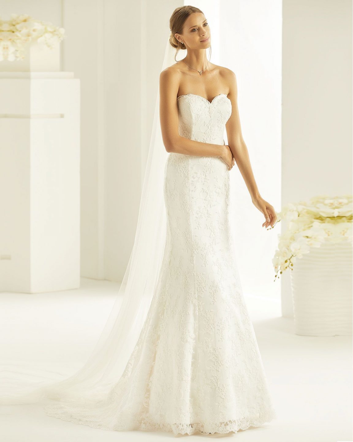 11 03 Bianco Evento Brautmoden Brautkleider Kollektion 2019 Bianco Evento bridal dress ARIELLE 1