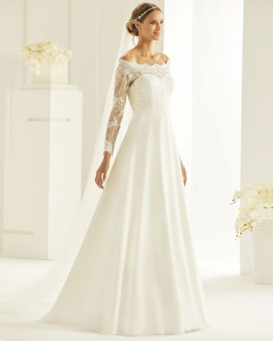 11 22 Bianco Evento Brautmoden Brautkleider Kollektion 2019 Bianco Evento bridal dress HEIDI 1