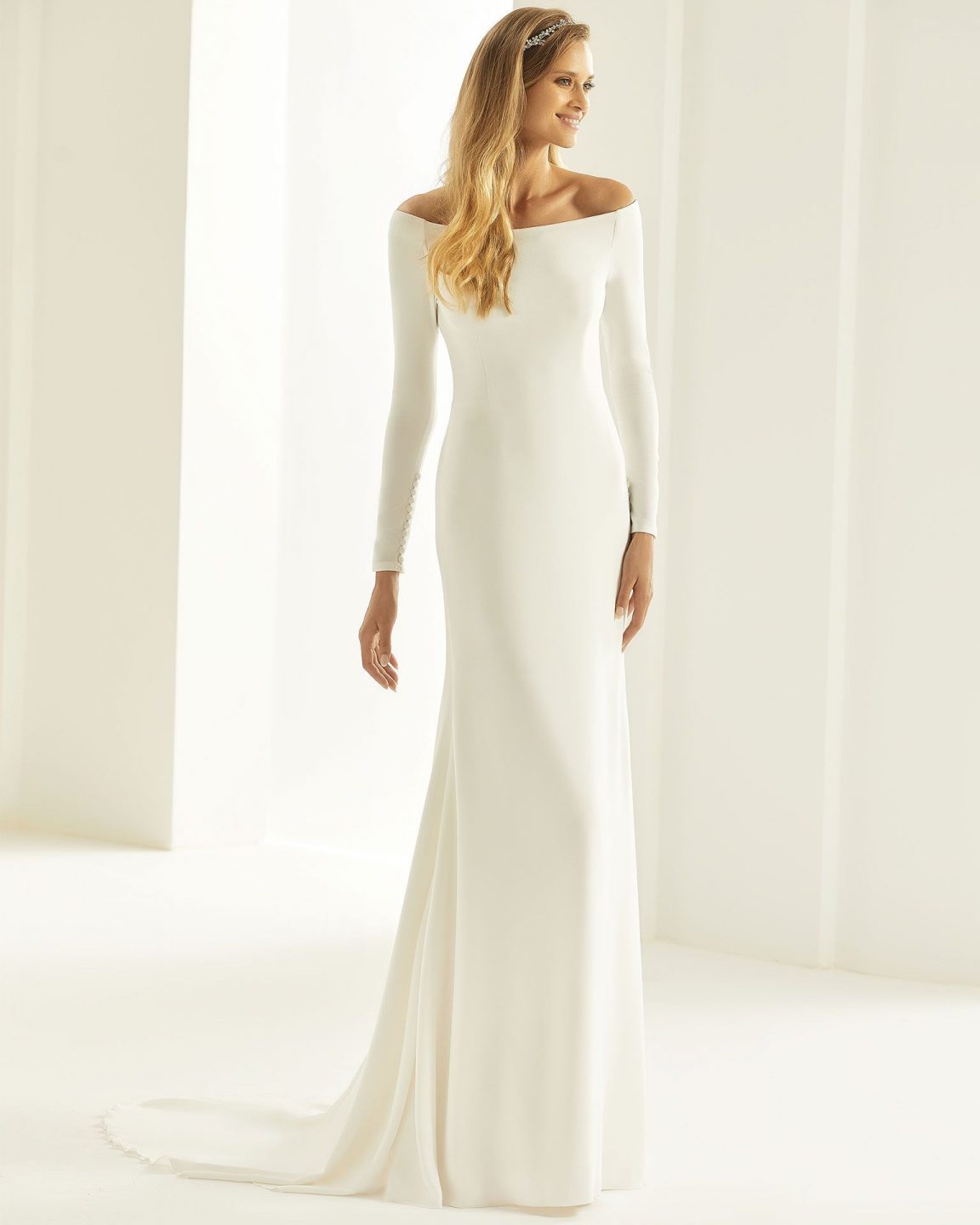 11 31 Bianco Evento Brautmoden Brautkleider Kollektion 2019 Bianco Evento bridal dress NICOLE 1