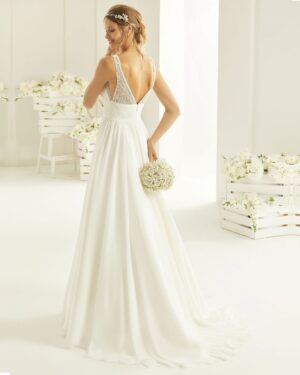 11 38 Bianco Evento Brautmoden Brautkleider Kollektion 2019 Bianco Evento bridal dress REBECA 1