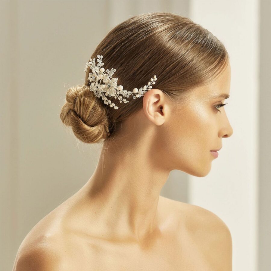 44 02 Bianco Evento Brautaccessoires Haarschmuck Kollektion 2019 BIANCO EVENTO bridal headpiece 2450 1