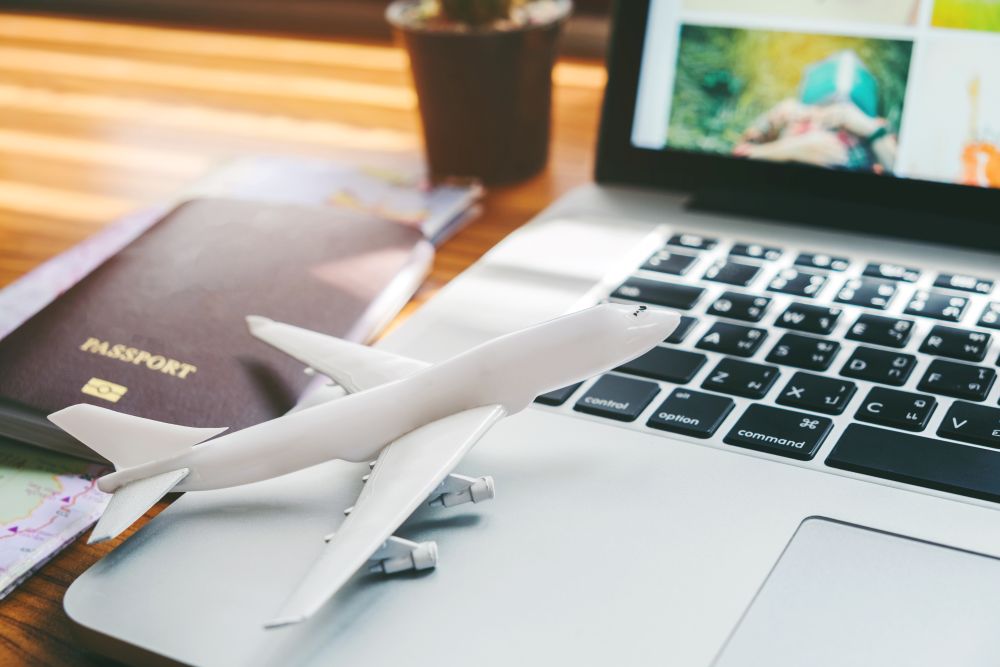 105 HOCHZEITde Ratgeber Nach der Hochzeit Hochzeitsreise Honeymoon iStock 697542030 2019 06