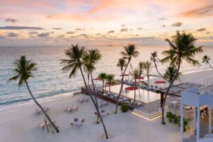 403 LUX Resorts Hotels Flitterwochen Honeymoon 2019 North Male Atoll LUX NMA BeachRouge sunrise