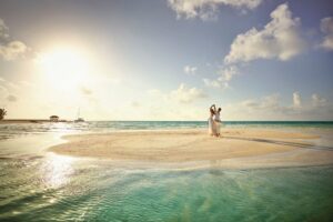 LUX* RESORTS & HOTELS - South Ari Atoll