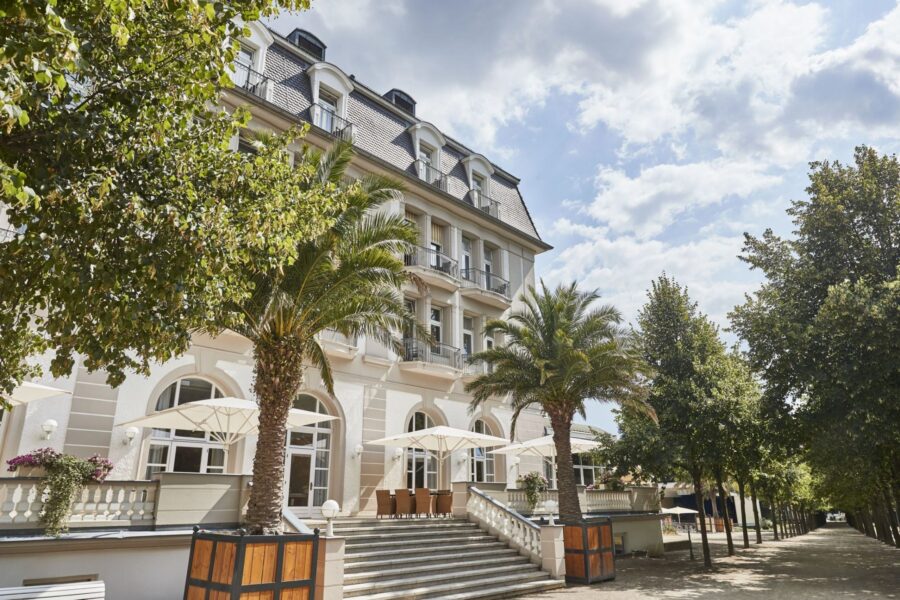 03 01 Steigenberger Hotel Spa Bad Pyrmont Hochzeitslocation 2019 44491 SHR BadPyrmont Exterior 8