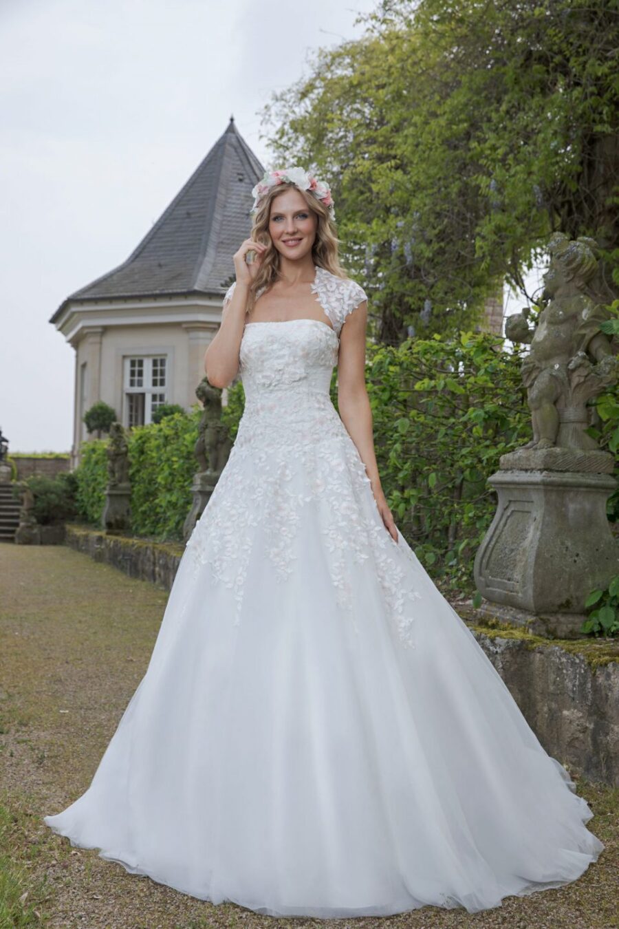 125 Fashion Queen Amera Vera Brautmoden Brautkleider Kollektion 2020 B2028 Alamanda 2