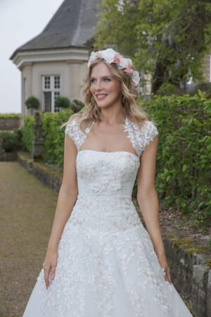 126 Fashion Queen Amera Vera Brautmoden Brautkleider Kollektion 2020 B2028 Alamanda 3