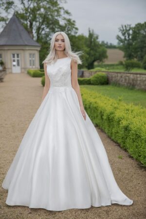 226 Fashion Queen AnnAngelex Brautmoden Brautkleider Kollektion 2020 B2064 Blandina 3