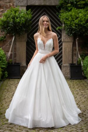 325 Fashion Queen MissGermany Brautmoden Brautkleider Kollektion 2020 MGB51 Coletta 3