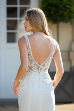 331 Fashion Queen MissGermany Brautmoden Brautkleider Kollektion 2020 MGB52 Crystal 4