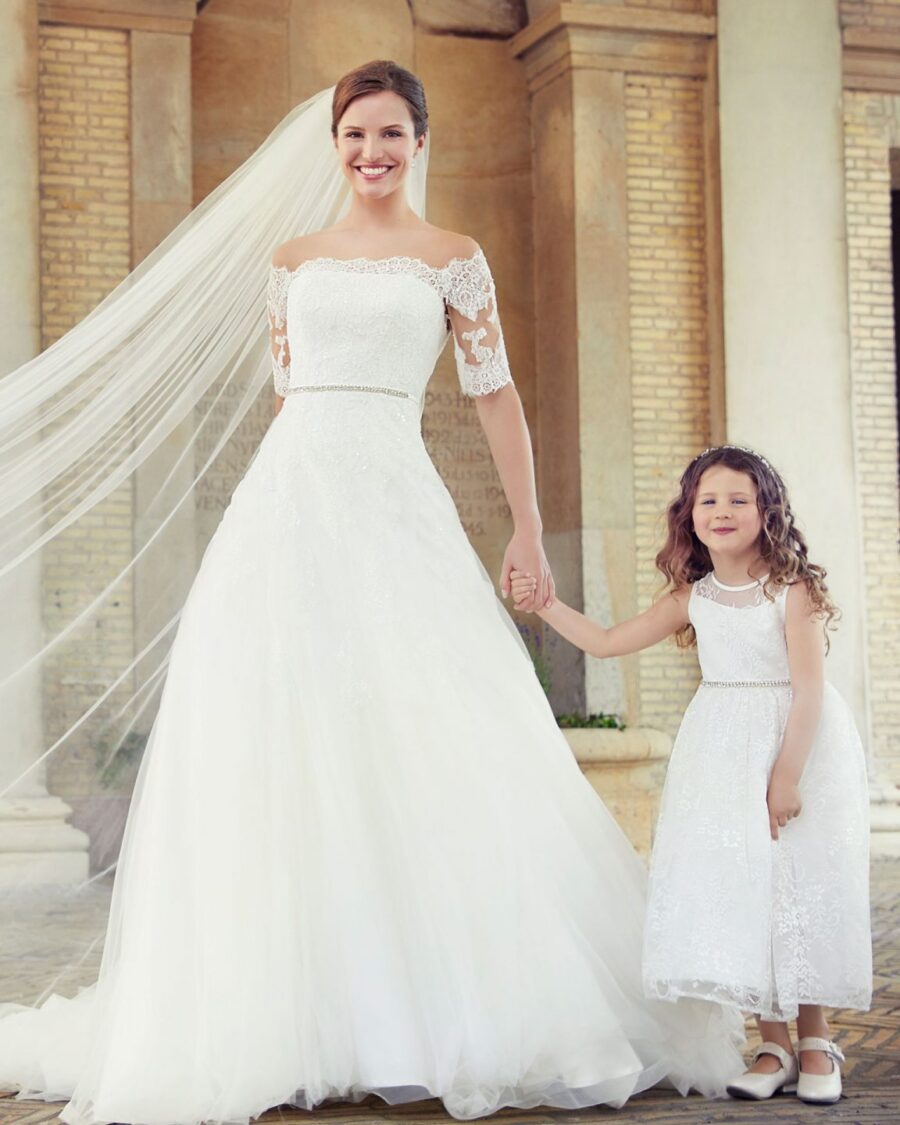 201 Lilly Brautmoden Brautkleider Kollektion 2020 LILLY 08 3804 CR 1