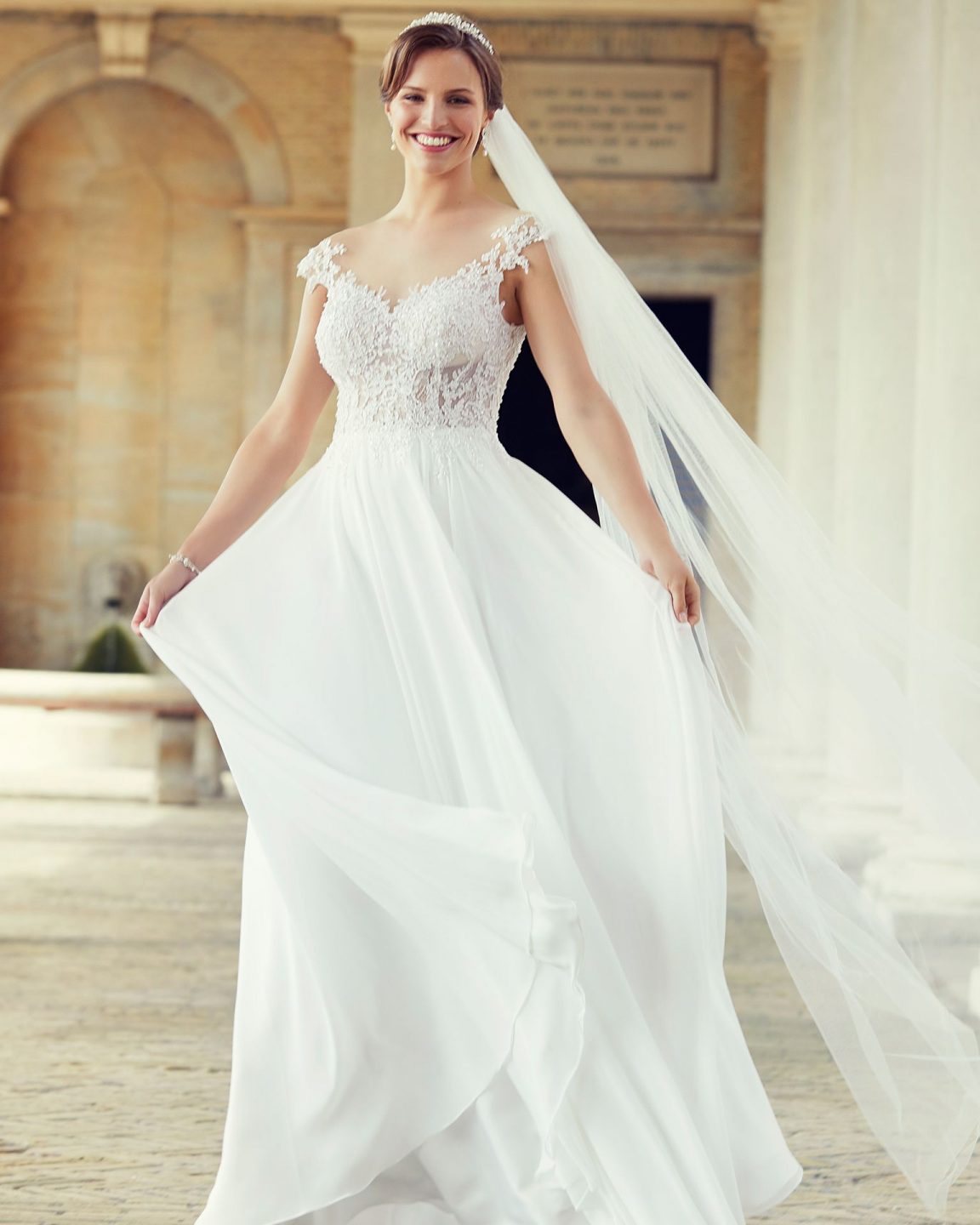 216 Lilly Brautmoden Brautkleider Kollektion 2020 LILLY 08 4062 CRT 1