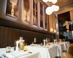 25 03 Steigenberger Grandhotel Handelshof Leipzig Hochzeitslocation 2019 SHR Leipzig Restaurant Brasserie31